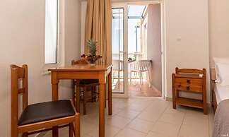 Room in Guest Room - Girogiali Beach Hotel