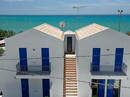 Dolce Mare 7 - Sea and Beach View - AC - Wifi - Garage - Balcony - 2nd