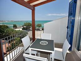 Dolce Mare 7 - Sea and Beach View - AC - Wifi - Garage - Balcony - 2nd