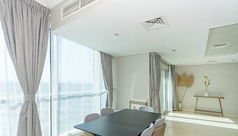 Homesgetaway - JLT Lake Views 1BR