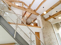 2 Barn Cottages