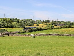 2 Barn Cottages