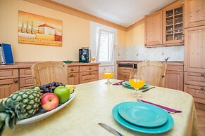 Apartments Loncar