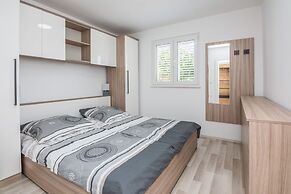 Apartments Loncar