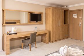 Blue Park Hotel