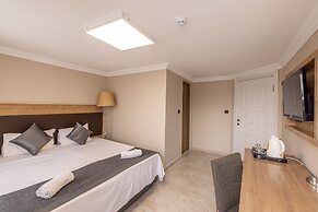 Blue Park Hotel