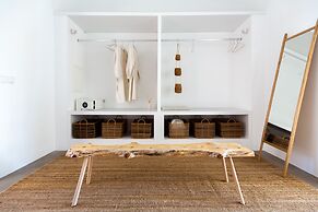 Cenoura-Brava Villas & Suites.