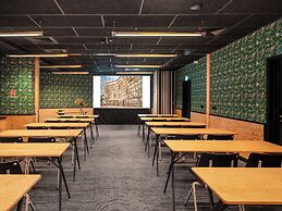 Eklo Hotels Paris Porte de Versailles