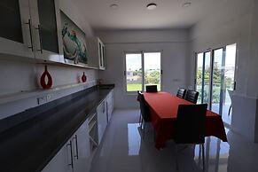 Luxury 5BD Loft in Prime Location