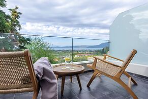 ACRO Upscale Residences