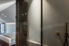ACRO Upscale Residences