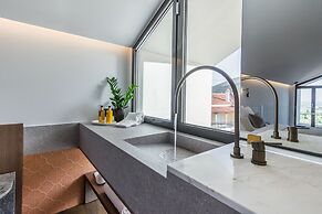 ACRO Upscale Residences