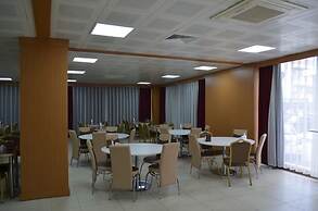 Quars Garden Hotel