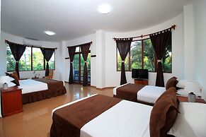 Natura Gardens Galápagos Hotel