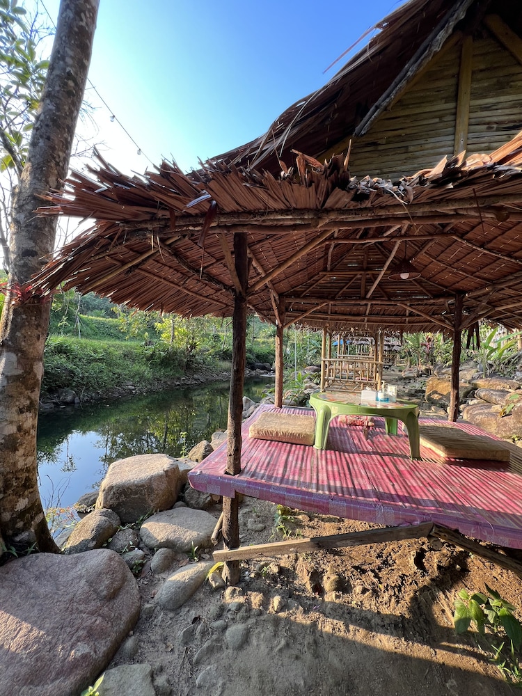 Baan Tarn Naam