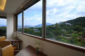Hotel Chourakukan