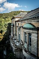 Hotel Chourakukan