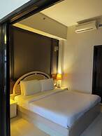 BERJAYA TIMES SQUARE SERVICE RESIDENCES