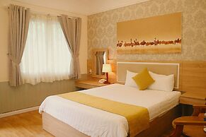 Hotel Sao Vàng