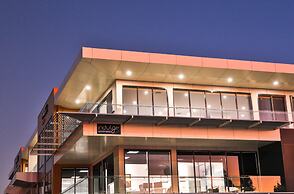 Indulge Apartments City View Penthouses