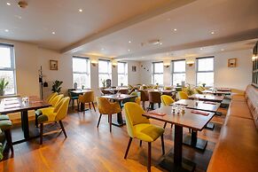 The Woodfalls Inn