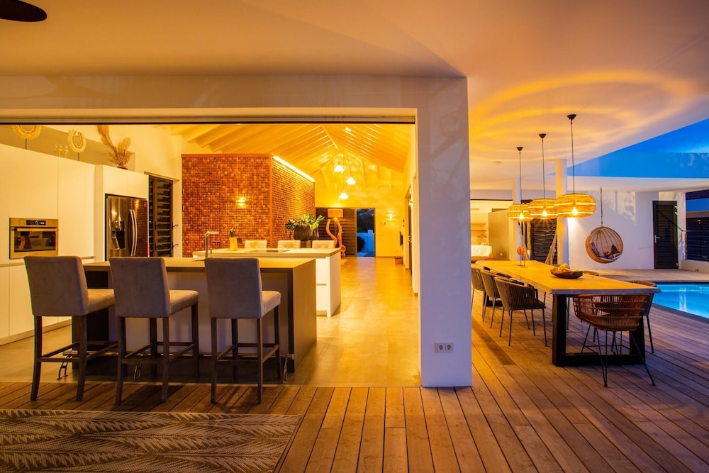 Luxurious Villa Coconut With Private Pool