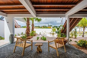 Luxurious Villa Flamingo With Private Pool