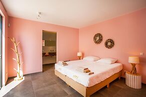 Luxurious Villa Flamingo With Private Pool