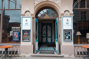 Blue Bird Hostel