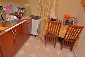 3 Bed House - Sleeps 8, Wifi, Parking, Pets