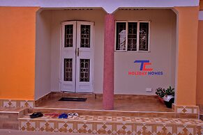 3 Bed House - Sleeps 8, Wifi, Parking, Pets