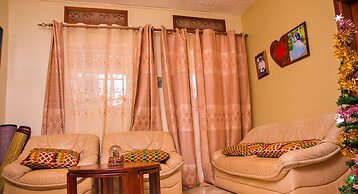 3 Bed House - Sleeps 8, Wifi, Parking, Pets