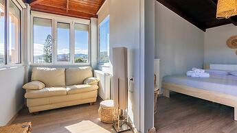 Luxury Garden Villa with Heated Pool