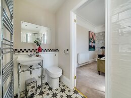 Regatta House