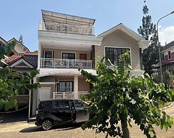Eton Asia Kota Bunga Villas