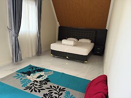 Eton Asia Kota Bunga Villas