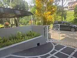 Eton Asia Kota Bunga Villas