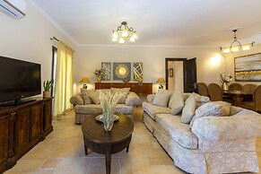Solaris Methea Villa Kassiopi Corfu