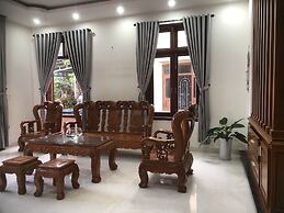 Phương's house