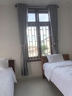 Phương's house