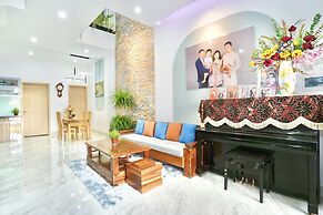 KALINH HOUSE