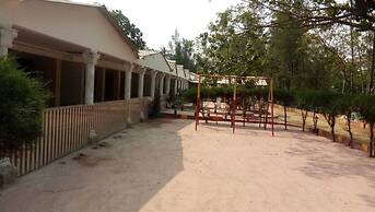 Lake View Village Resort