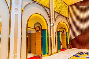 Dynasty Casino Hotel