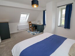 Dove Meadows House