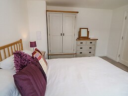 Dove Meadows House