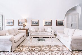 Ludwig House