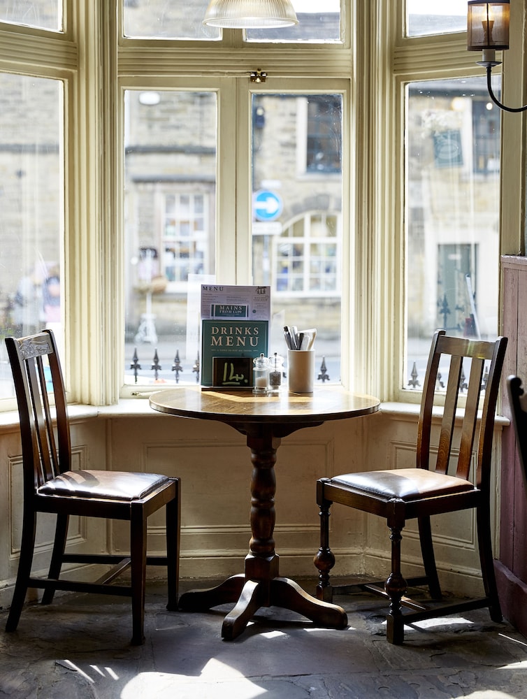 Castle Inn By Greene King Inns