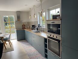 Villa Vitviken Sleeps 4 With Pool