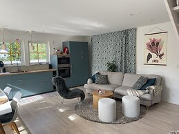Villa Vitviken Sleeps 4 With Pool
