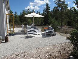 Villa Vitviken Sleeps 4 With Pool